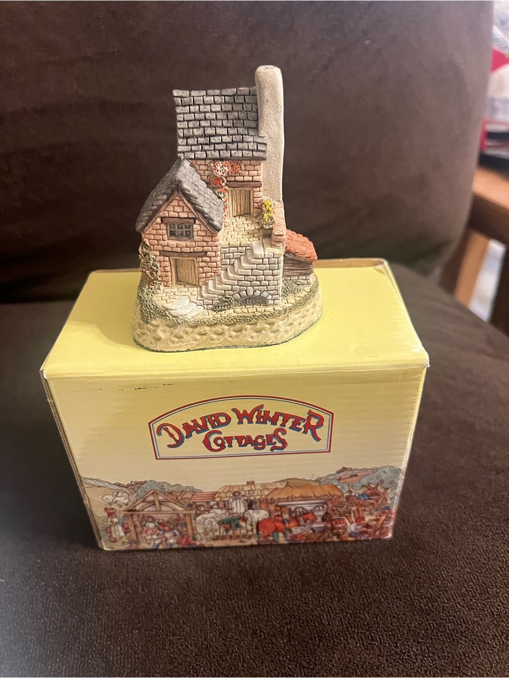David Winter Cottage Figurine in Tan and Gray